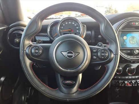 Used 2019 MINI Cooper S w/ Signature Upholstery Package image 20