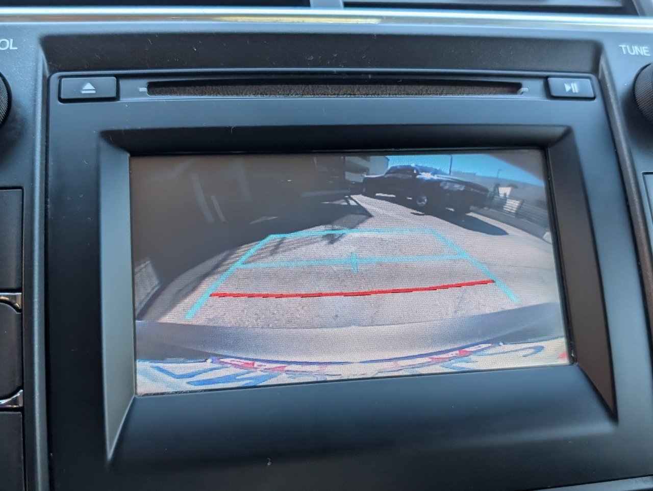 Used 2016 Toyota Camry SE FWD image 6