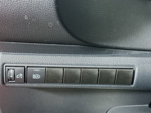 Used 2021 Toyota Corolla LE image 16