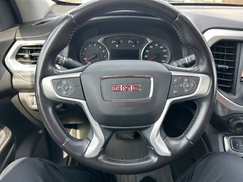 Used 2020 GMC Acadia SLT w/ Premium Package FWD image 13