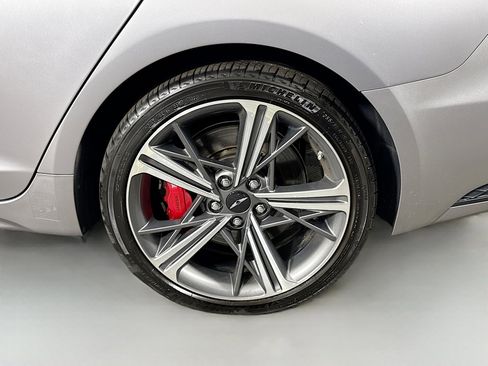 Used 2024 Genesis G70 2.5T w/ Sport Prestige Package image 37