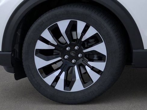 New 2026 Ford Explorer Platinum w/ LUX Leather Package image 19