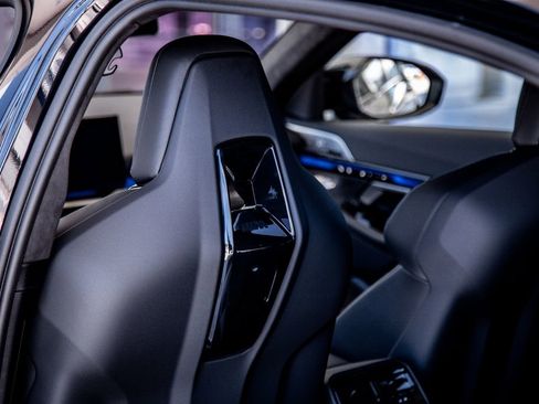 New 2026 BMW M5 w/ Carbon Package AWD/4WD image 26