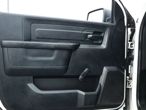 Used 2018 RAM 1500 Tradesman RWD image 21