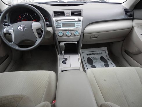 Used 2007 Toyota Camry LE image 2
