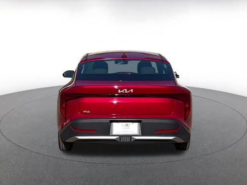 Used 2025 Kia K4 LXS image 11