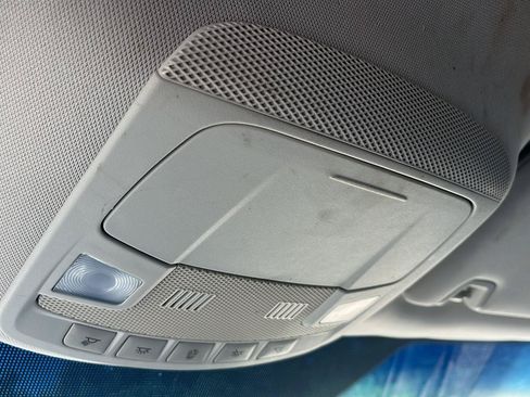 Used 2016 Ford Edge SE FWD image 17