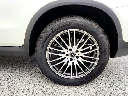 Used 2022 Mercedes-Benz GLC 300 4MATIC image 9