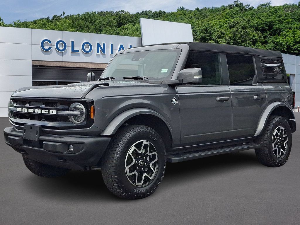 Used 2023 Ford Bronco Outer Banks AWD/4WD image 3