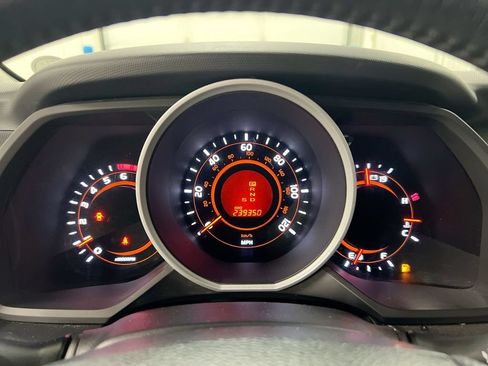 Used 2013 Toyota 4Runner Limited AWD/4WD image 12