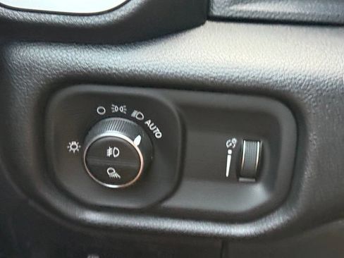 Used 2022 RAM 1500 Big Horn RWD image 19