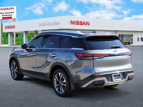 Used 2023 INFINITI QX60 Luxe w/ Performance Audio Package image 3