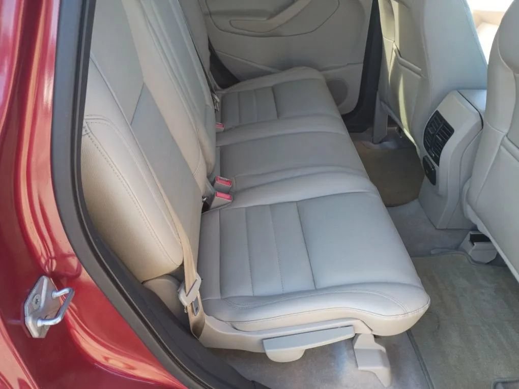 Used 2014 Ford Escape Titanium w/ Equipment Group 401A FWD image 22