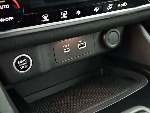 Used 2021 Nissan Rogue SV image 31