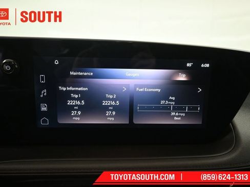 Used 2025 Buick Encore GX Avenir w/ Avenir Convenience Package AWD/4WD image 16