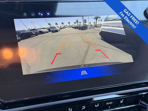 New 2027 Chevrolet Bolt LT w/ Comfort Package FWD image 12