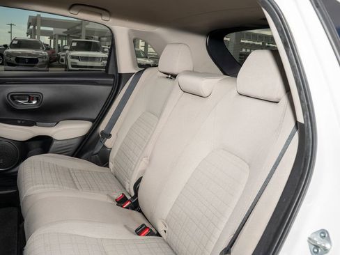 Used 2023 Honda HR-V LX image 19