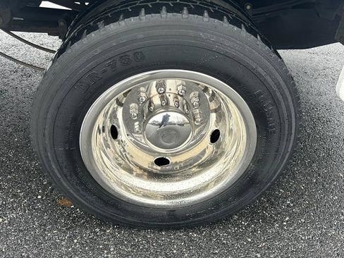 Used 2018 Ford F550 2WD Crew Cab Super Duty image 27