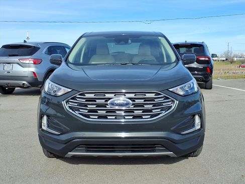 Used 2022 Ford Edge SEL w/ Convenience Package image 2