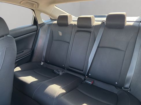 Used 2020 Honda Civic EX image 15