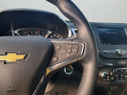 Used 2024 Chevrolet Equinox LT w/ LPO, Floor Liner Package FWD image 17