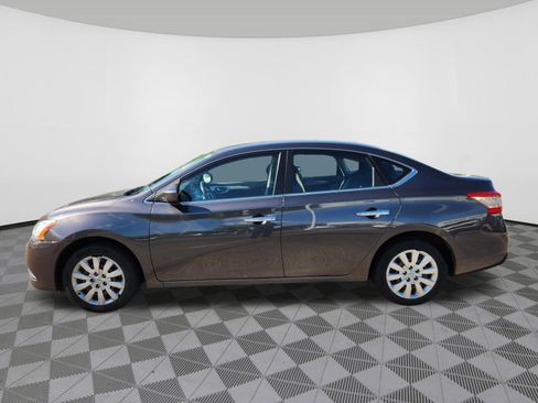 Used 2015 Nissan Sentra SV w/ Cold Weather Package FWD image 5