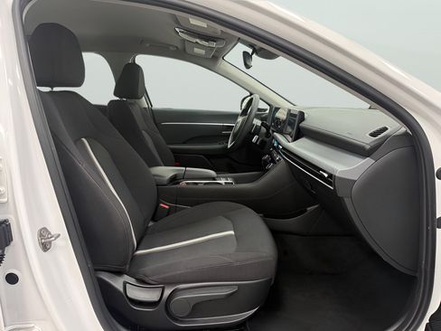 Used 2024 Hyundai Sonata SEL FWD image 14