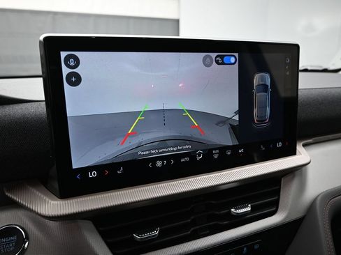 New 2026 Ford Explorer Active RWD image 15