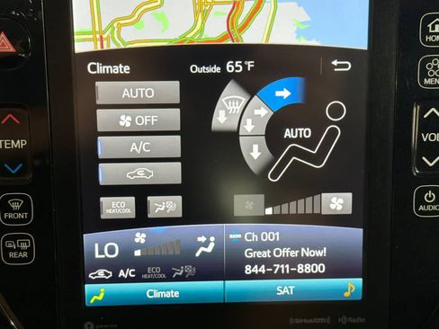 Used 2021 Toyota Prius Prime XLE FWD image 21