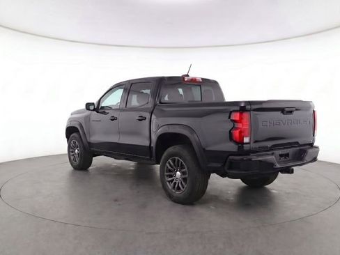 Used 2024 Chevrolet Colorado LT w/ LT Convenience Package II RWD image 5