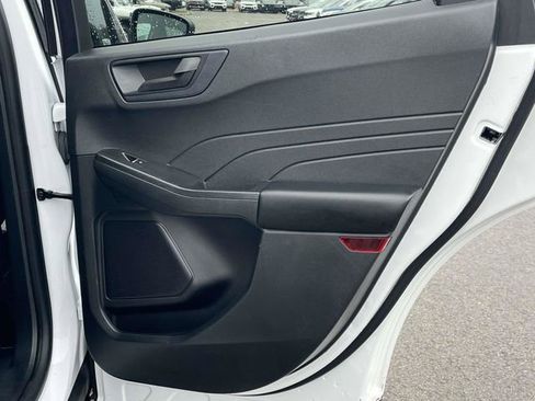 Used 2022 Ford Escape SE image 20