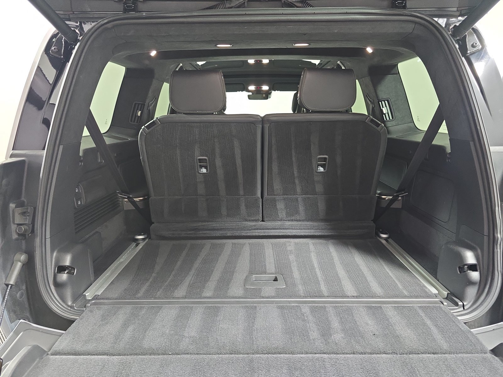 Used 2024 Rivian R1S Adventure Quad AWD/4WD image 15