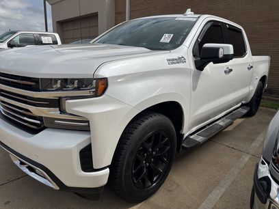 Used 2019 Chevrolet Silverado 1500 High Country w/ Technology Package
