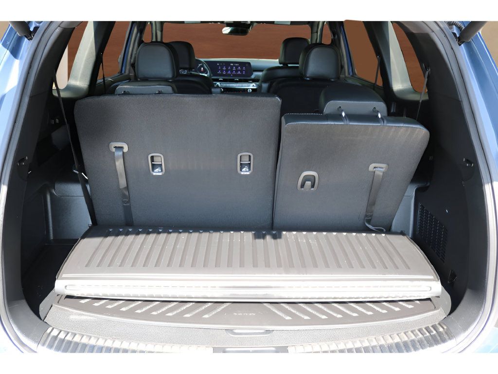 Used 2023 Kia Telluride SX X-Line AWD/4WD image 19