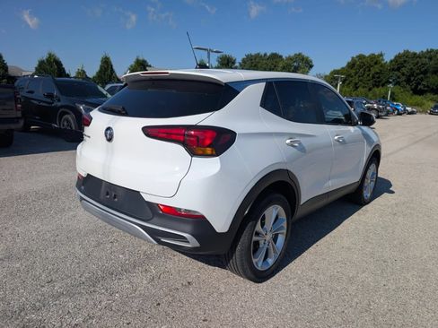 Used 2022 Buick Encore GX Preferred w/ Cold Weather Comfort Package AWD/4WD image 8