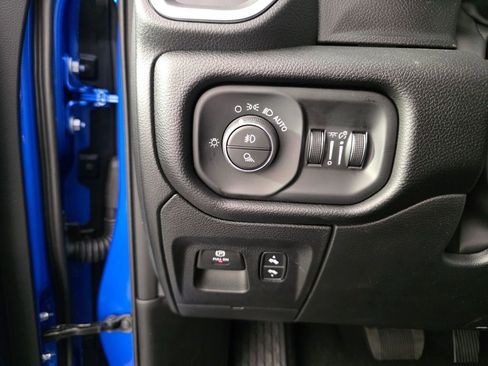 New 2026 RAM 1500 Big Horn w/ Night Edition AWD/4WD image 24