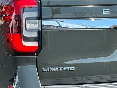 Used 2022 Ford Expedition Max Limited AWD/4WD image 27
