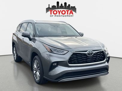 New 2026 Toyota Highlander Platinum
