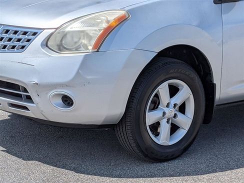 Used 2010 Nissan Rogue S w/ 360 Degree Value Pkg image 9