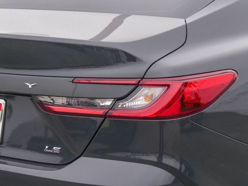 Used 2025 Toyota Camry LE FWD image 10