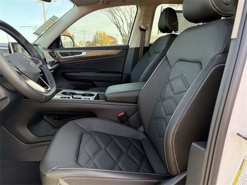 New 2026 Volkswagen Atlas SE image 19