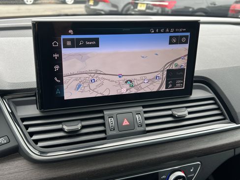 Used 2025 Audi Q5 2.0T Premium Plus w/ Premium Plus Package image 22