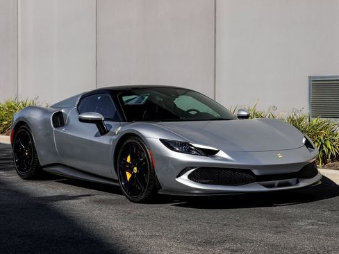 Used 2024 Ferrari 296 GTS image 7