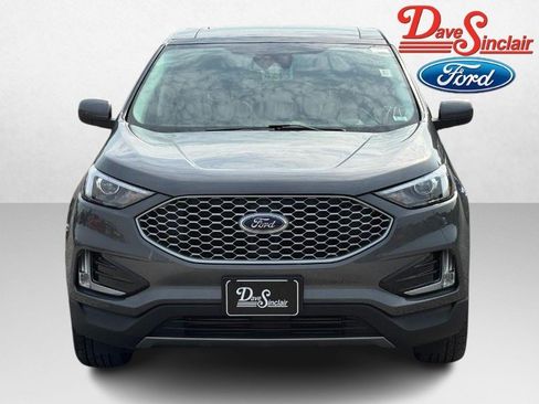 Used 2024 Ford Edge SEL w/ Convenience Package AWD/4WD image 2