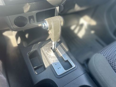 Used 2012 Nissan Frontier SV image 20