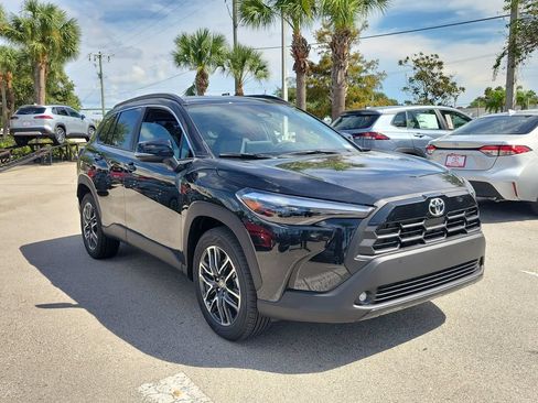 New 2026 Toyota Corolla Cross XLE w/ Convenience Package FWD image 3