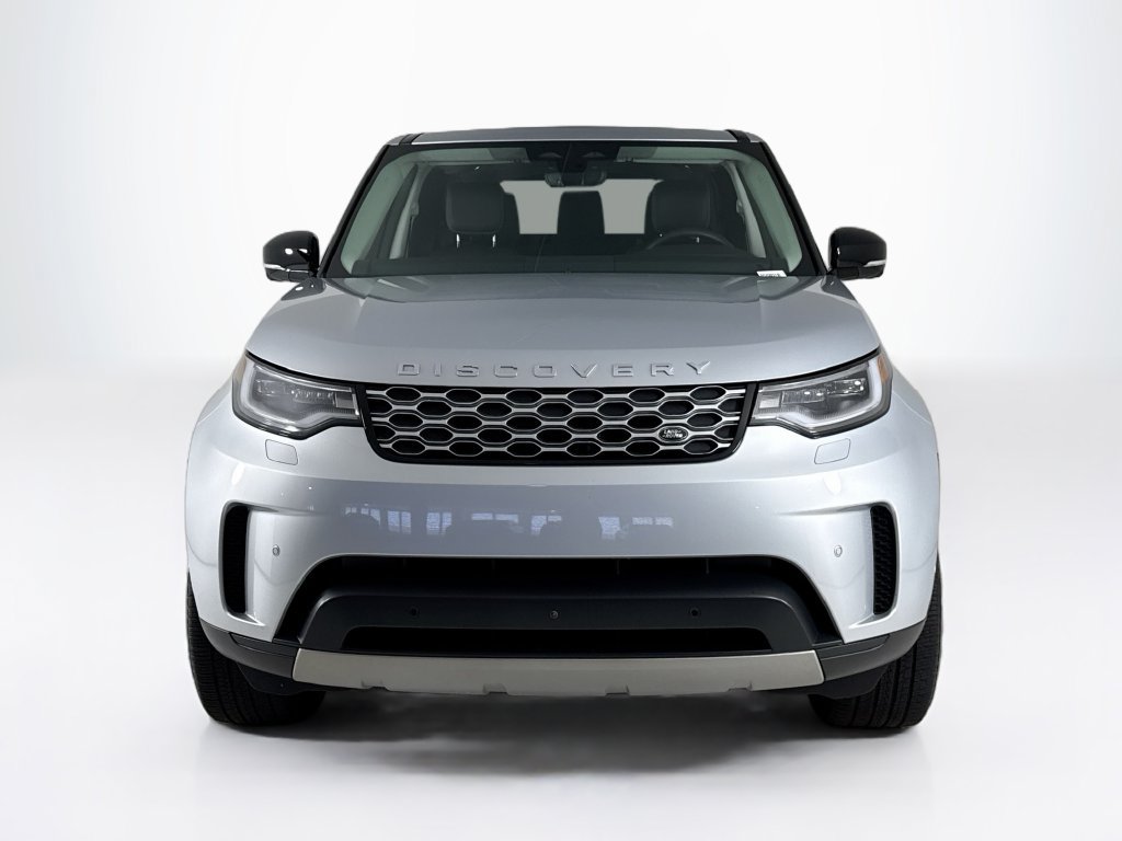 Used 2024 Land Rover Discovery S AWD/4WD image 8