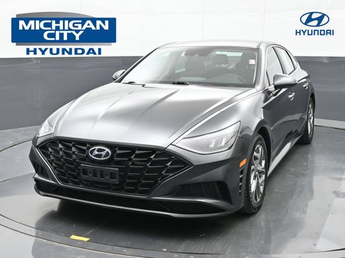 Used 2023 Hyundai Sonata SEL w/ Preferred Accessory Package FWD image 1