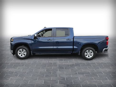 Used 2019 Chevrolet Silverado 1500 LT w/ All-Star Edition image 2