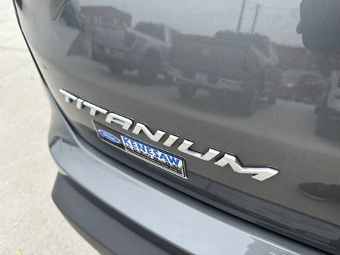 Used 2024 Ford Edge Titanium w/ Equipment Group 301A AWD/4WD image 39